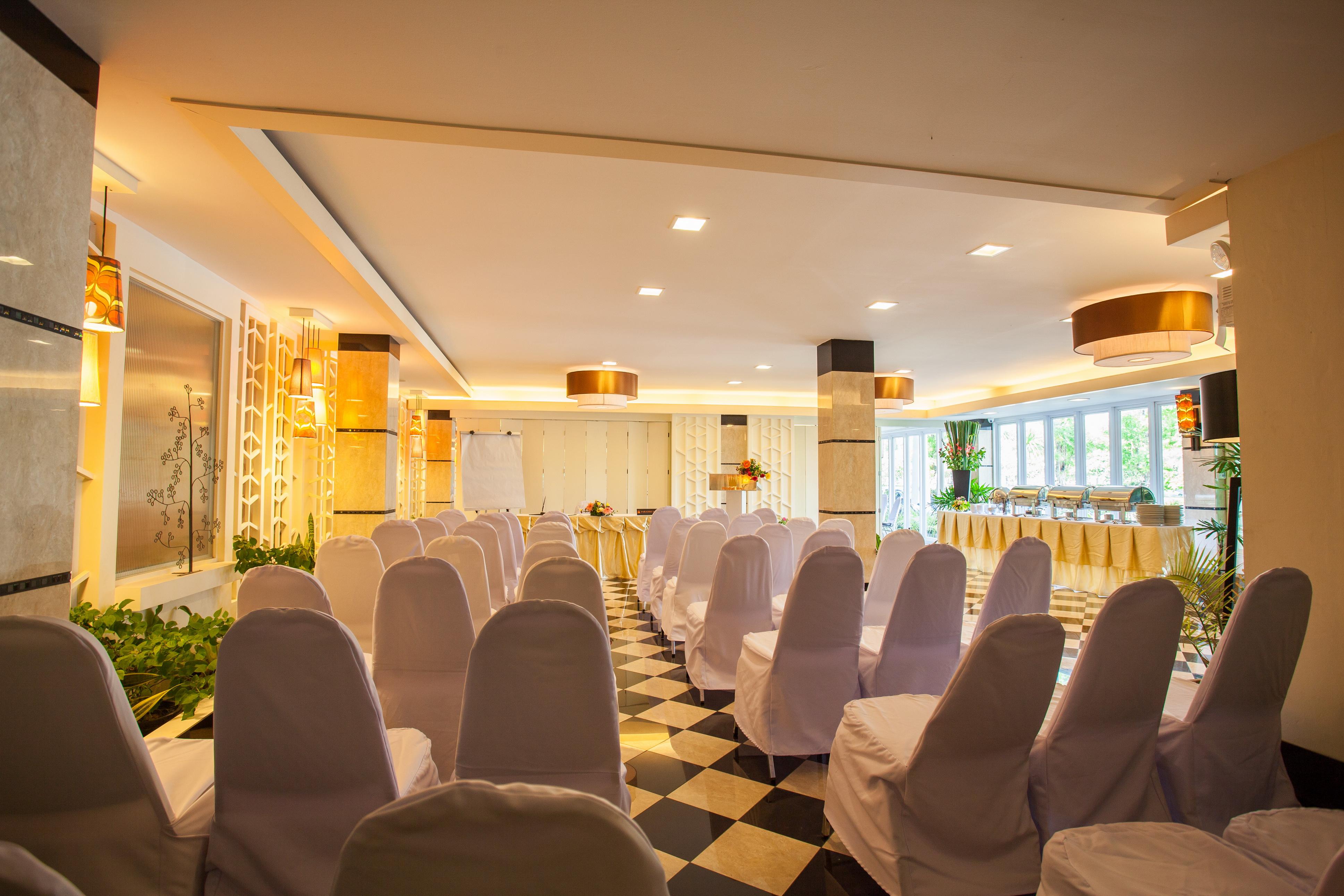 Paradise Hotel Udonthani Extérieur photo
