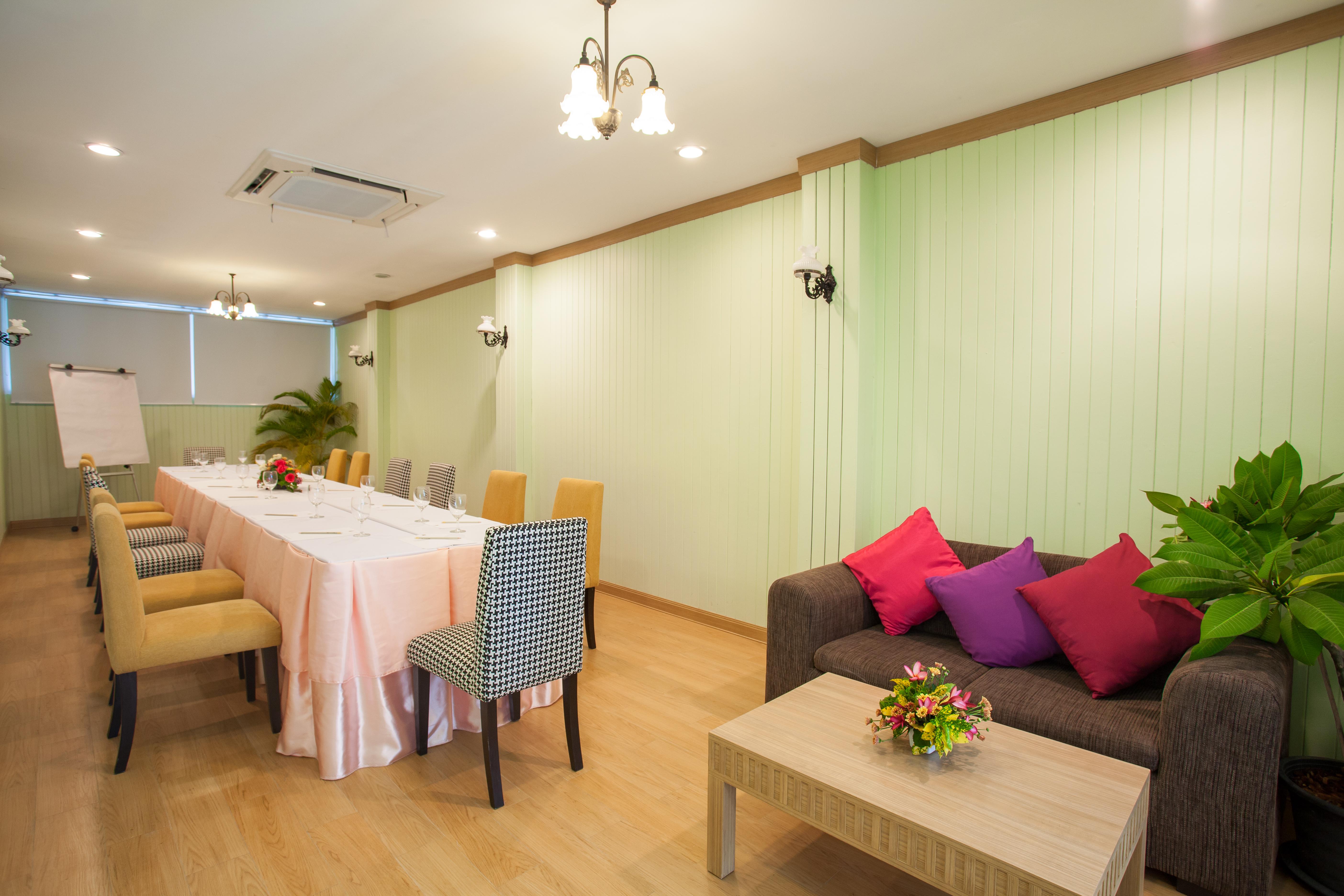 Paradise Hotel Udonthani Extérieur photo