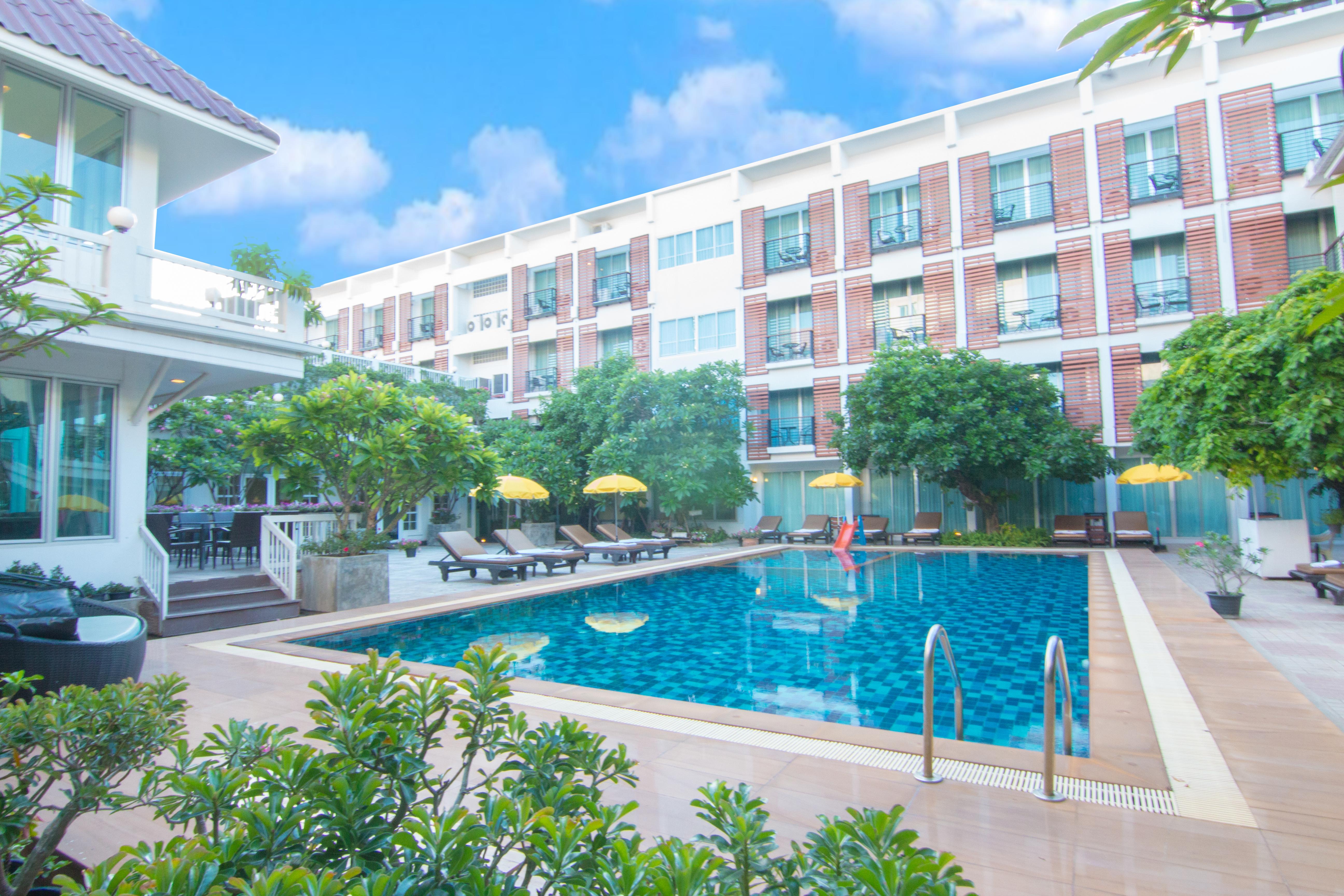 Paradise Hotel Udonthani Extérieur photo