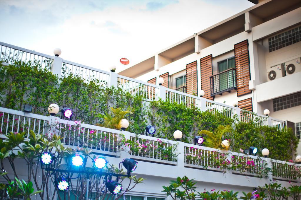 Paradise Hotel Udonthani Extérieur photo
