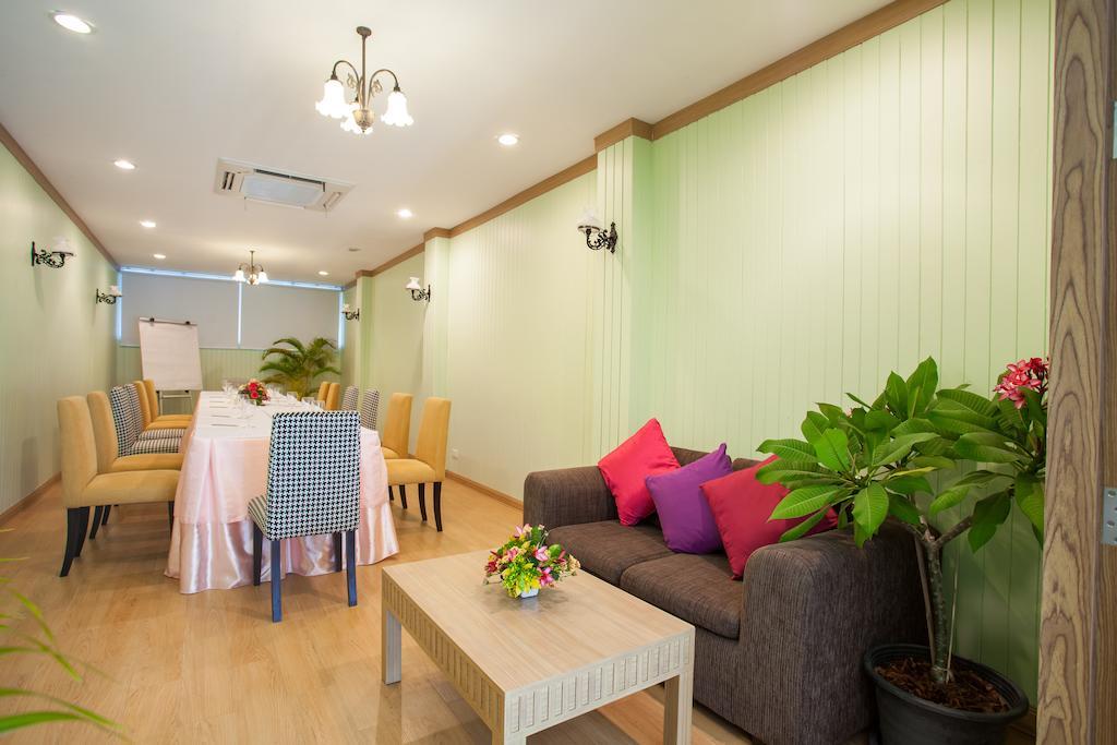 Paradise Hotel Udonthani Extérieur photo