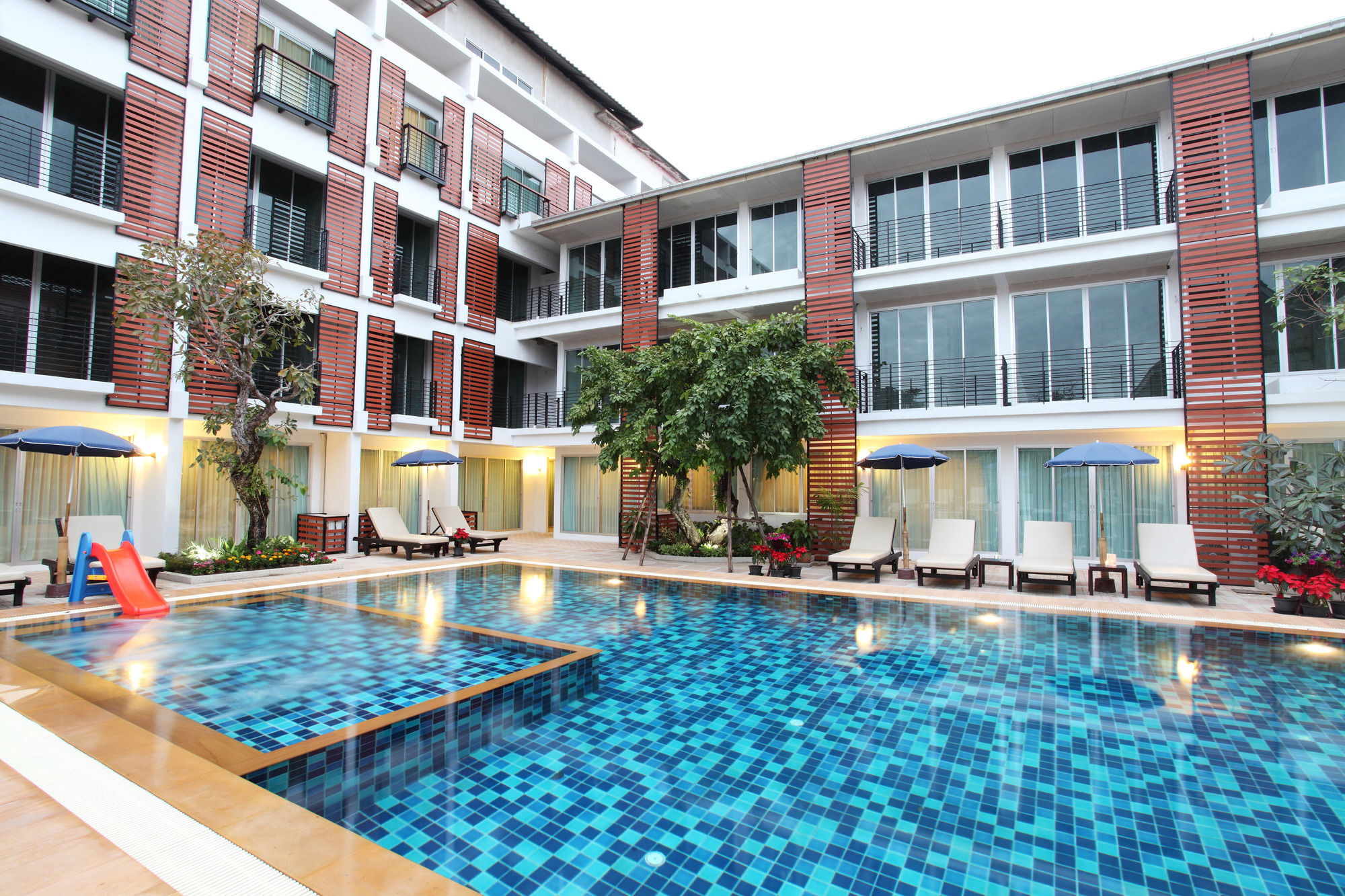 Paradise Hotel Udonthani Extérieur photo
